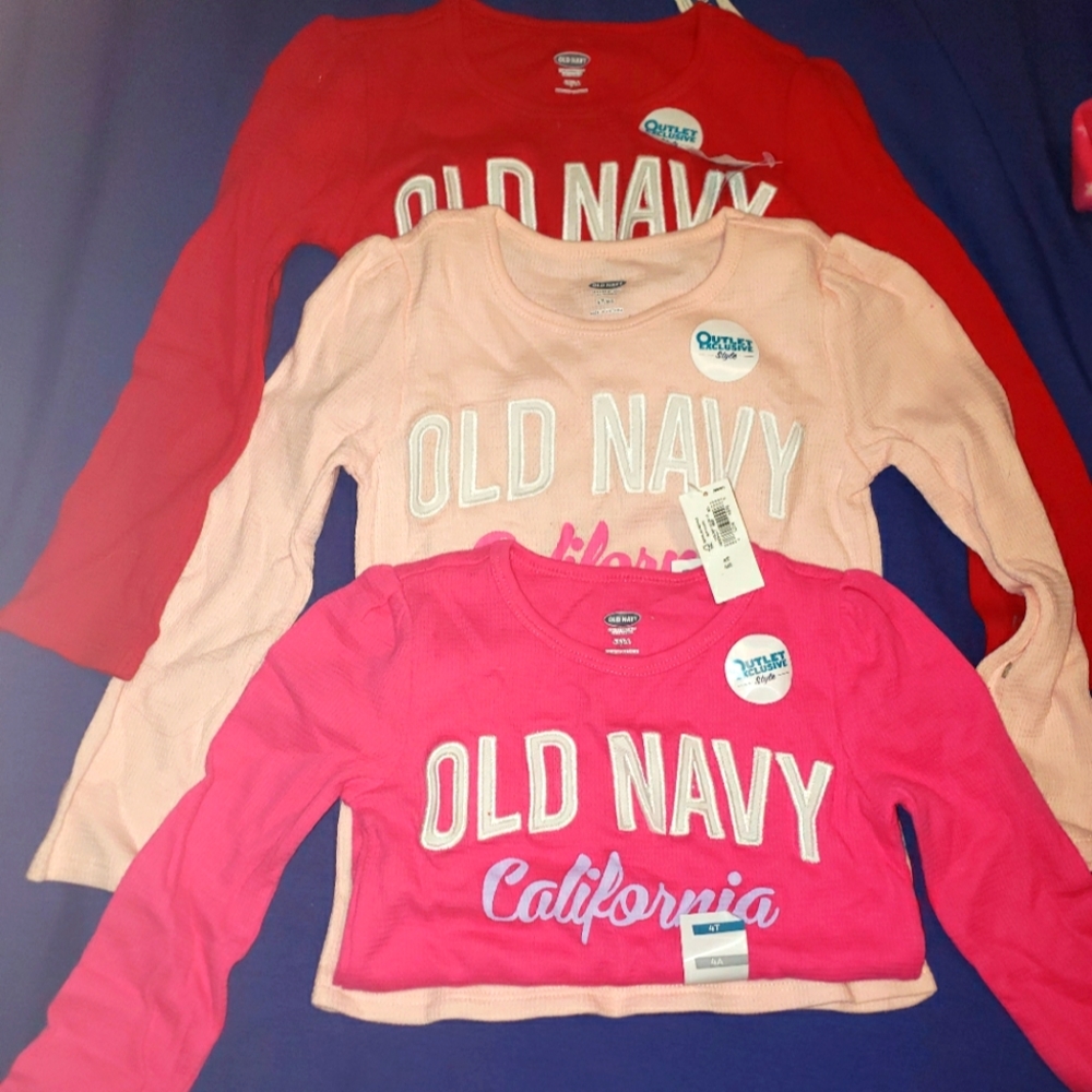 Old navy logo waffle long sleeve